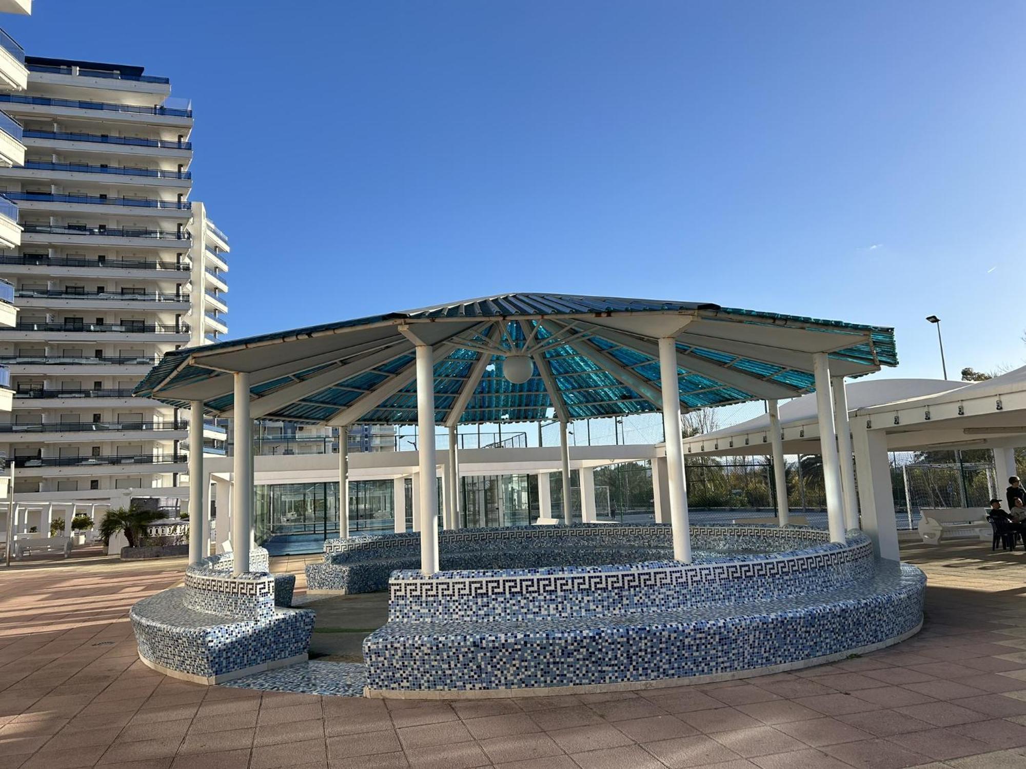 Апартаменты Margo El Eden Residencial Гандия Экстерьер фото